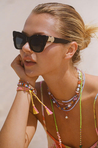 marilyn-with-solid-grey-lens